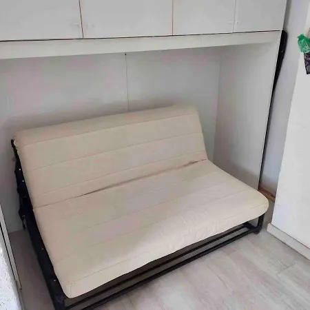 Small In Apartman